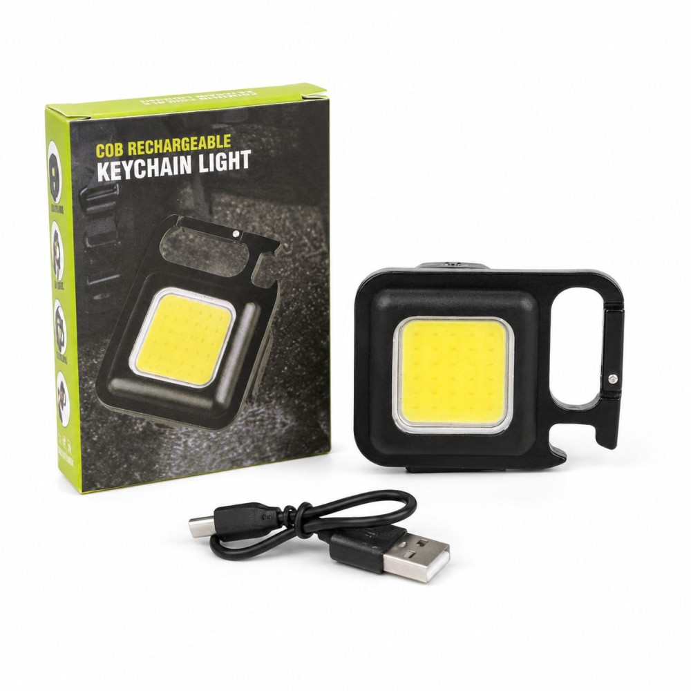 Фонарь-брелок портативный небольшой, с магнитом, из алюминия и пластика, черного цвета, размер (4.5 × 6.2 × 2) см, №930 (240) Фонарь-брелок портативный небольшой, с магнитом, из алюминия и пластика, черного цвета, размер (4.5 × 6.2 × 2) см, №930 (240)