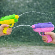 Водяний пістолет із насосом, 3 кольори, (17*13*3.6)см, №M215F-1 (240)